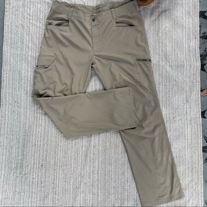 Columbia khaki quick dry lightweight hiking pants 40x32 Omni Sun protection